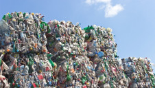 In addition to incentivising recycling, the Commission will instead pump money into initiatives that use raw materials other than oil